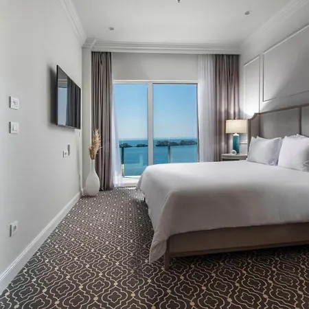 Hotel Royal Ariston 5*