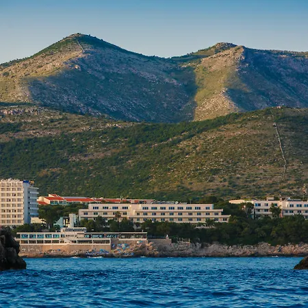 Royal Ariston Hotel